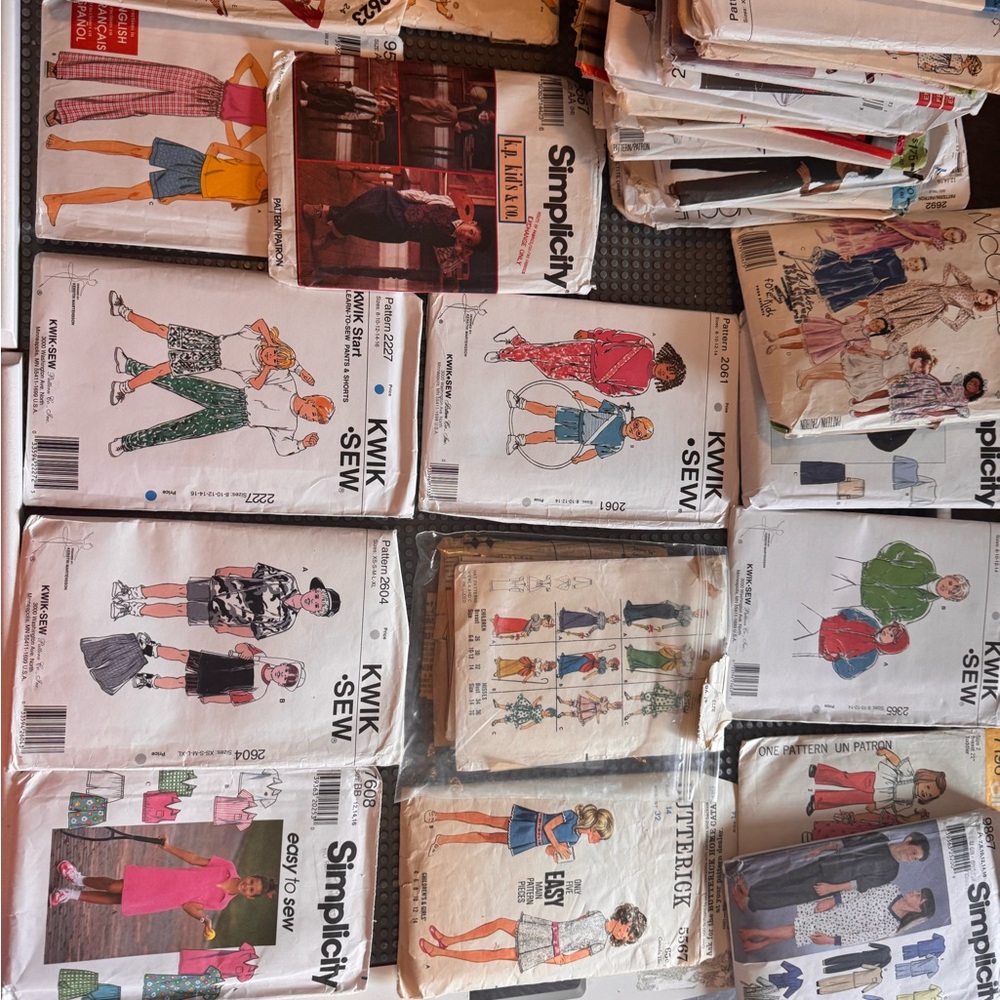 Simplicity Kids Vintage sewing pattern Sewing Patterns Assortment